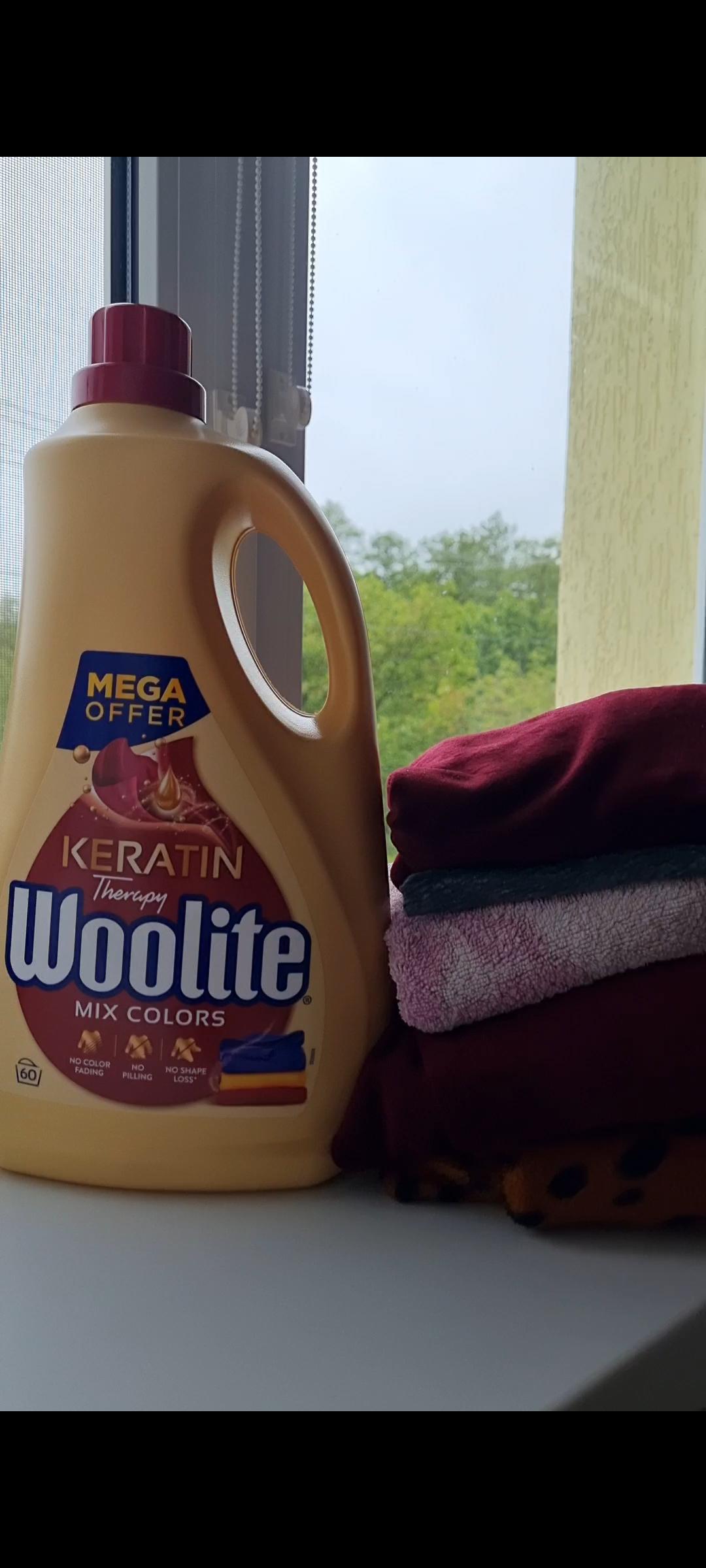 Гель для машинной и ручной стирки Woolite для цветных тканей с кератином 4,5 л в реальных условиях использования от пользователя Марта.