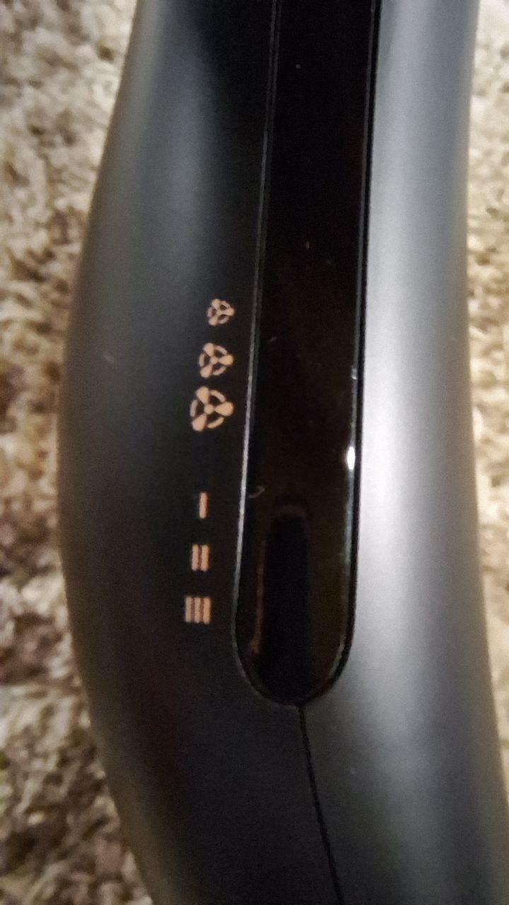 Фен Rowenta Ultimate Experience Air Motion CF8C20E0 у реальних умовах використання від користувача Віра Гусейнова.