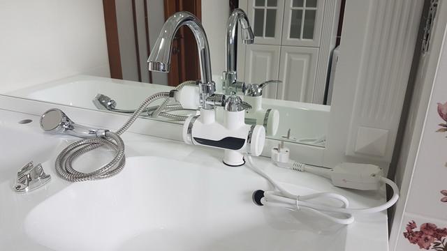 Проточний водонагрівач з душем DL17 (8434842) у реальних умовах використання від користувача Олексій.