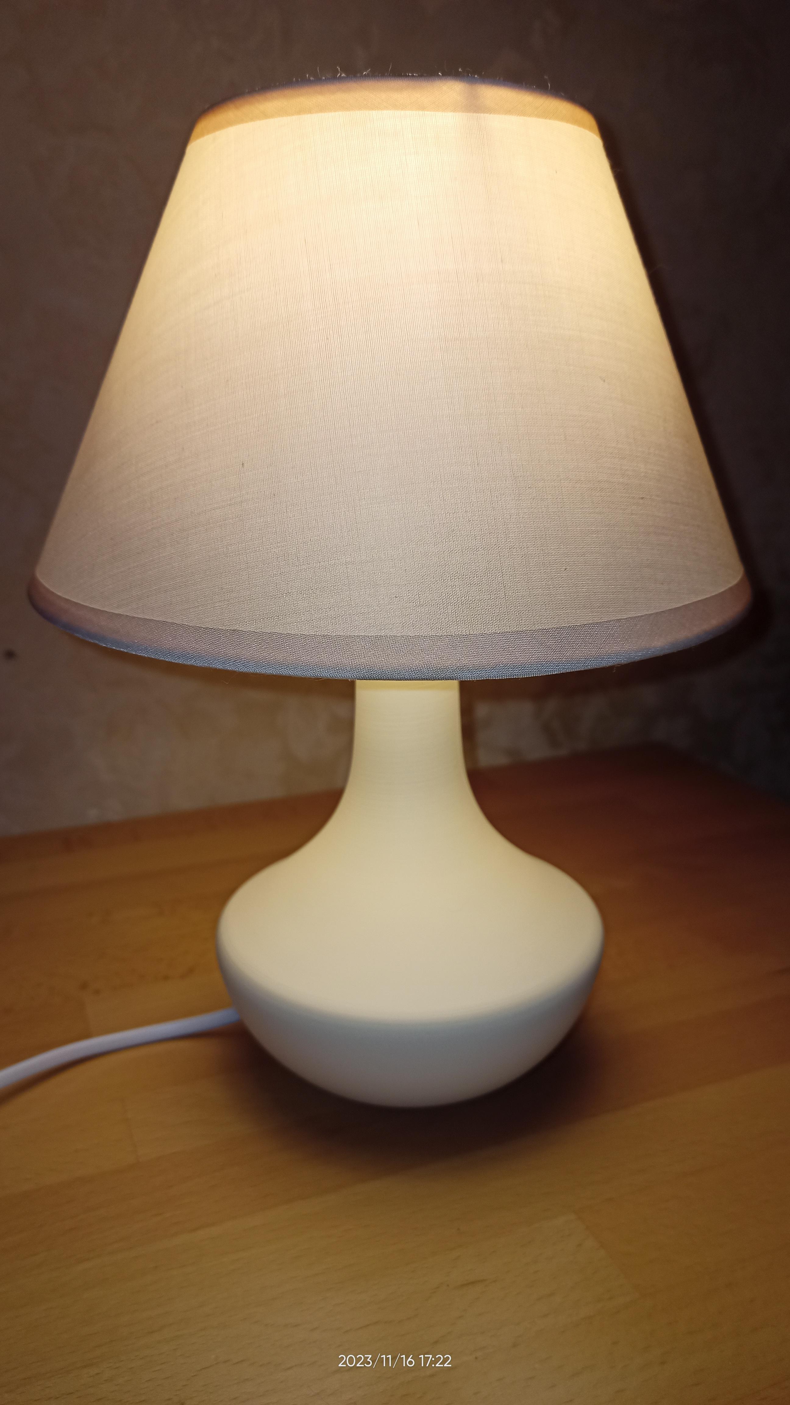 Настольная лампа декоративная Accento lighting 1x40 Вт E14 кремовый ALT-T-D2342 CR в реальных условиях использования от пользователя Світлана.