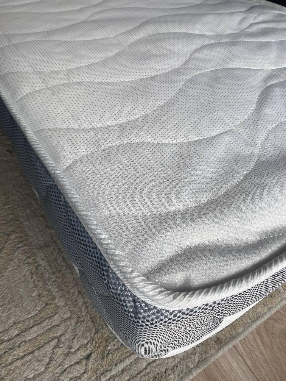 Матрас ортопедический Clement Lite Cocos LIDERSON 90x200 см в реальных условиях использования от пользователя ВІктор Федорів.