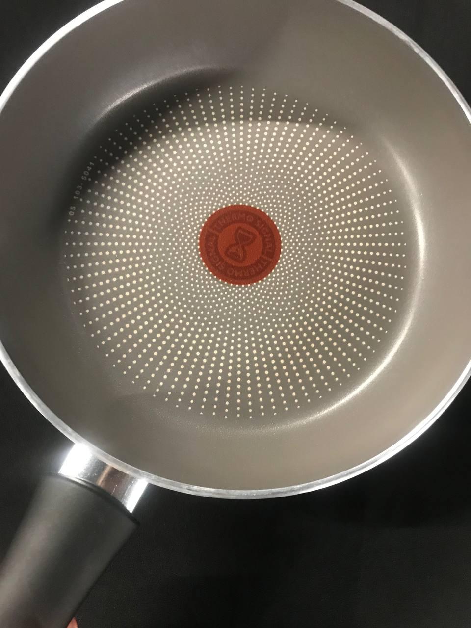 Сковорода Tefal Halo 28 см C3120653 у реальних умовах використання від користувача Юлія Каплиш.
