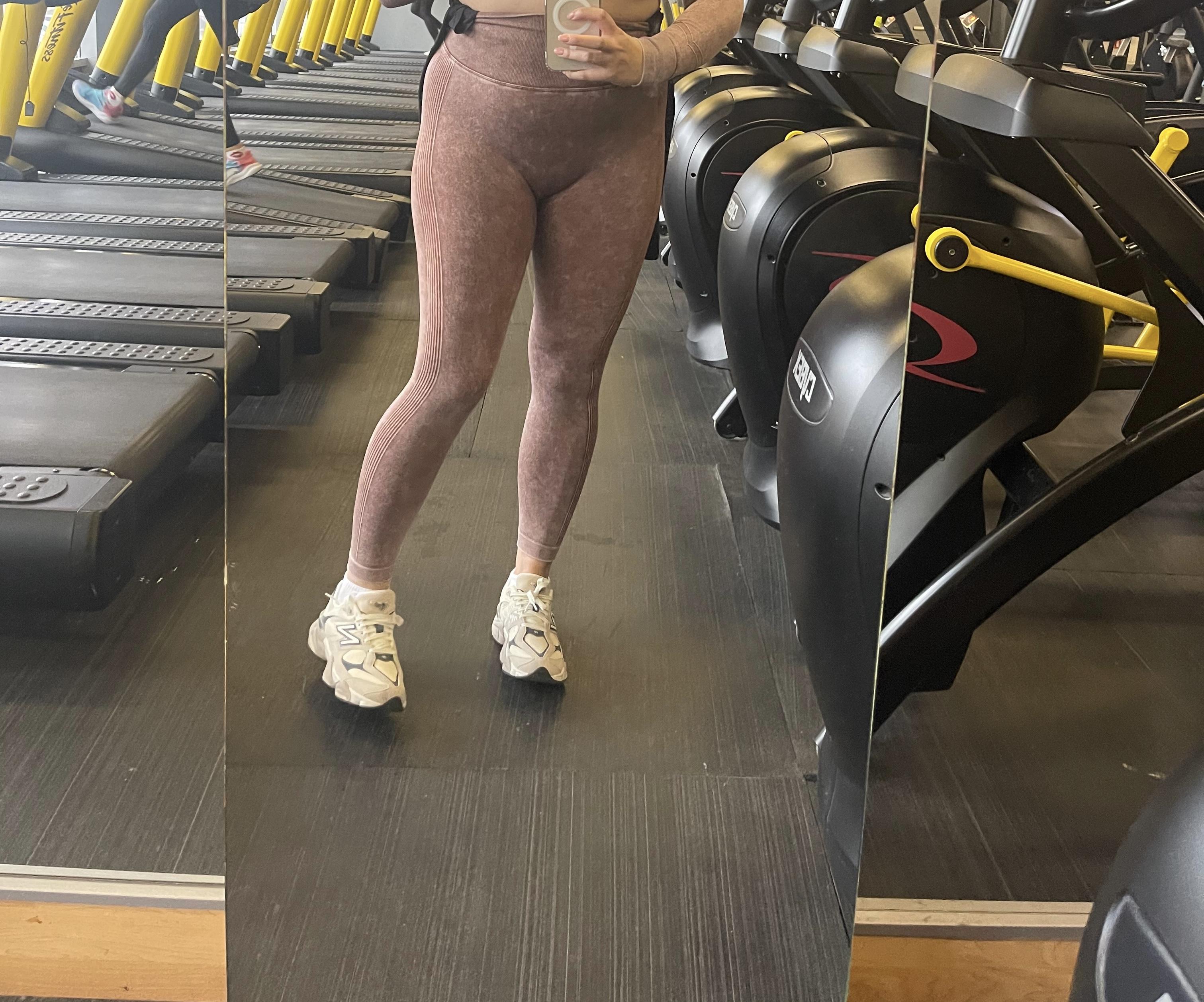Костюм для фітнесу жіночий LILAFIT L Коричневий (LFS000081) у реальних умовах використання від користувача Інна.