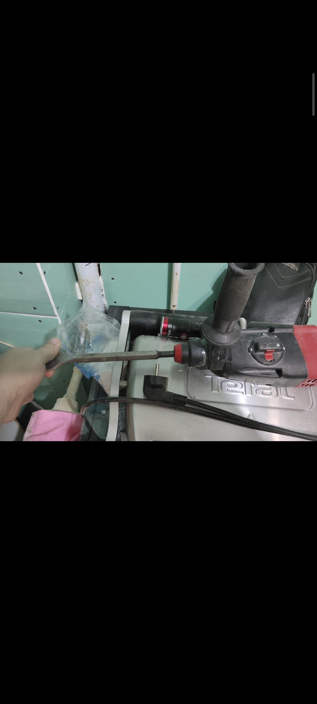 Перфоратор Einhell TC-RH 620 4F 4257990 у реальних умовах використання від користувача Віталій.